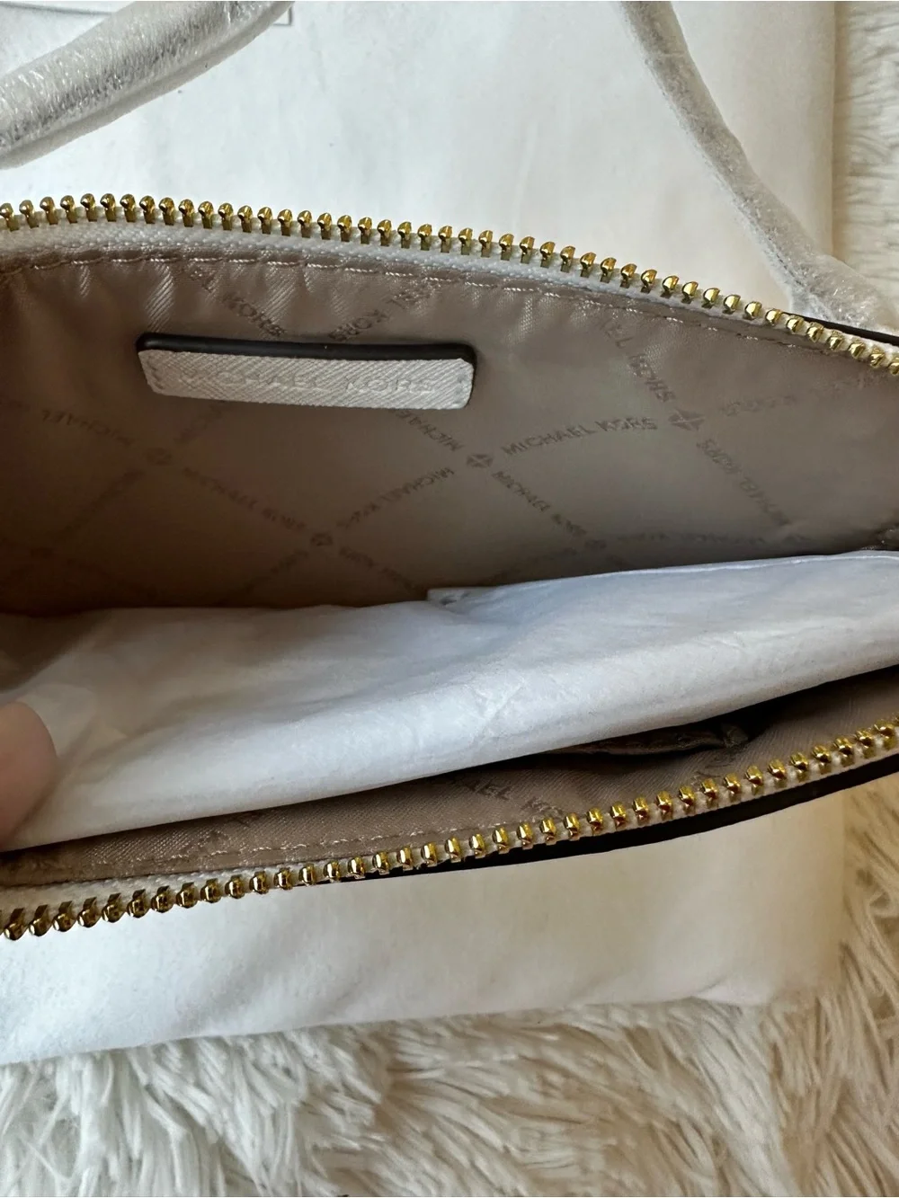 Michael Kors Jet Set Travel Large Logo Stripe Wristlet White Yellow Zip Clutch
